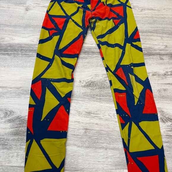 Lula Roe Leggings - Picture 2 of 4